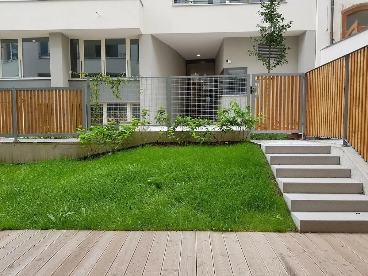 New Residence Apartments Near Wenceslas Square براغ